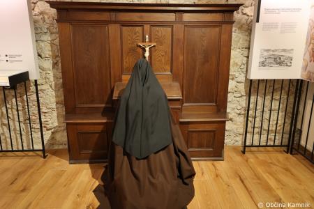 Javno vodstvo po samostanu Mekinje in predstavitev nove večnamenske dvorane (57)